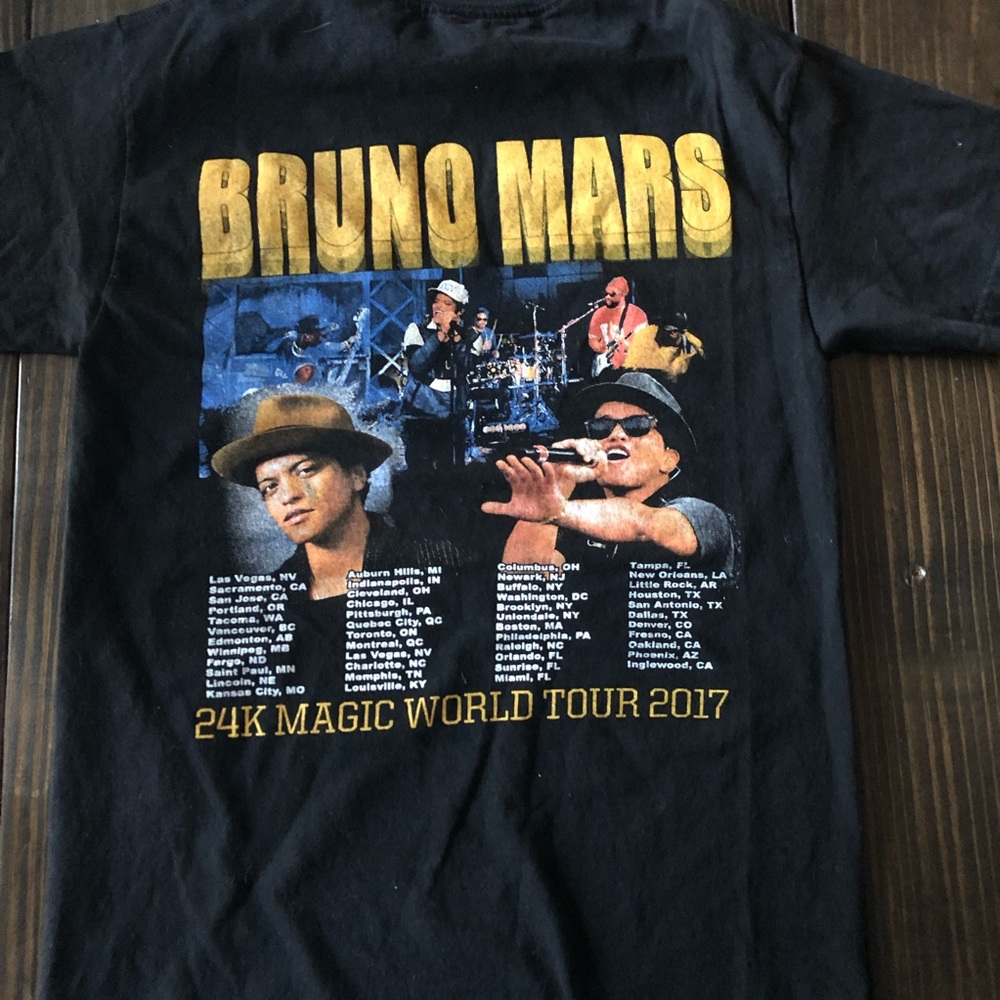 ✅ Bruno Mars World Tour T-shirt